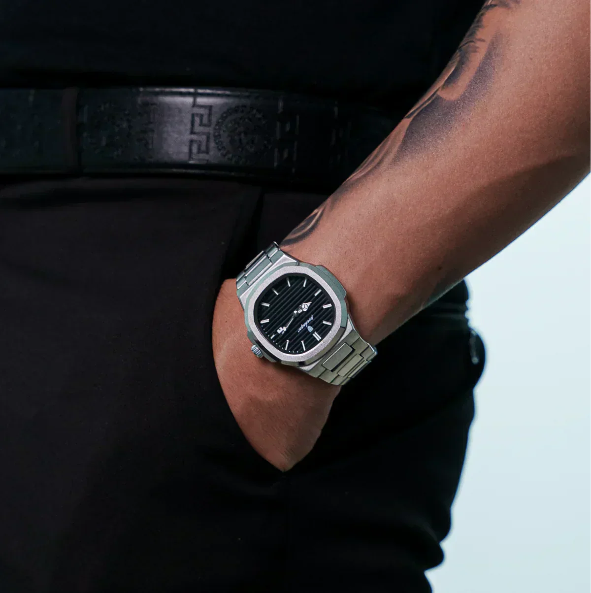 Nautilus Deluxe Watch