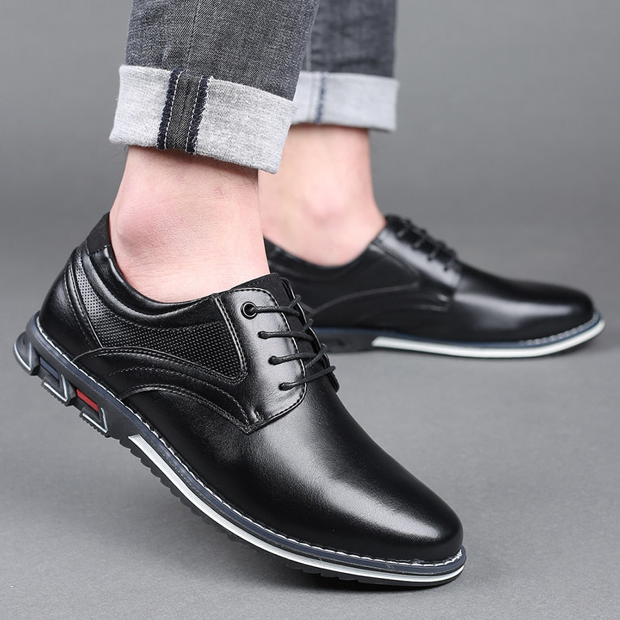 Men's Lace-Up Loafers with Cushioned Sole and Stitch Panel Detail