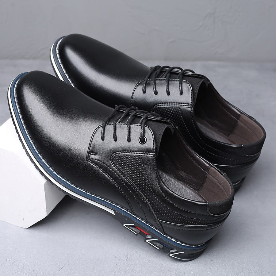 Men's Lace-Up Loafers with Cushioned Sole and Stitch Panel Detail